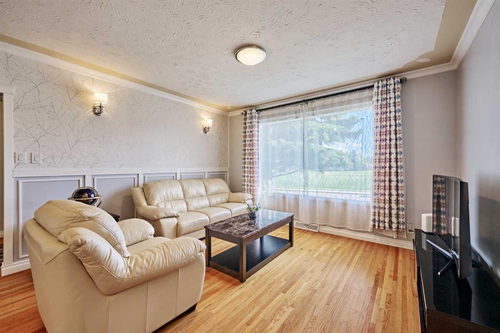 Additional image 6 of 812A 69 Avenue SW, Calgary, AB, T2V 0P3
