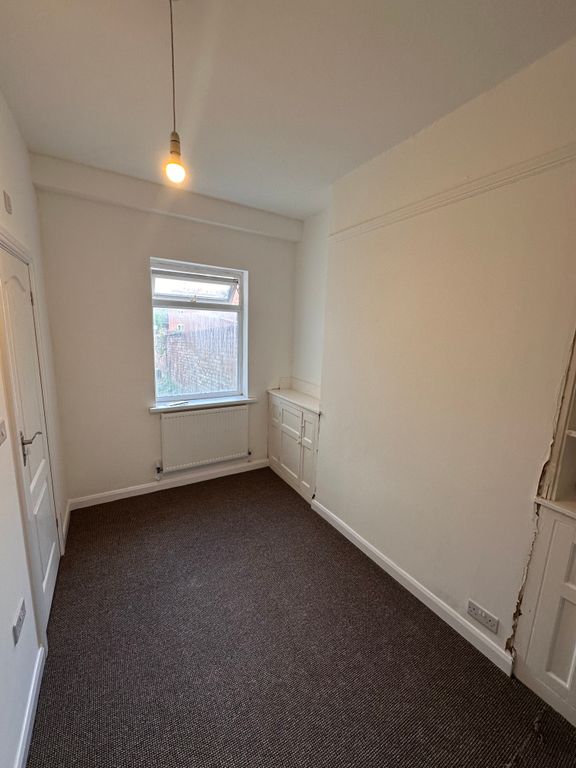 Additional image 9 of 6 bed end terrace house to rent21 Tachbrook Road, Leamington Spa CV31