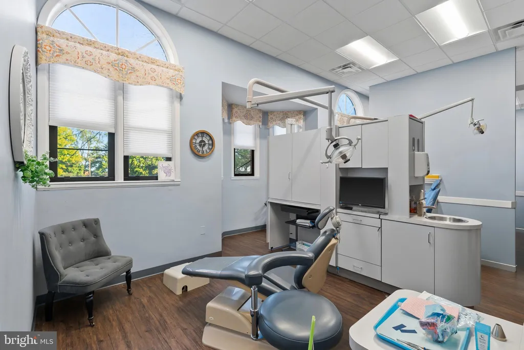 Additional image 16 of 720 Maiden Choice Lane Unit A-B, Baltimore, MD 21229