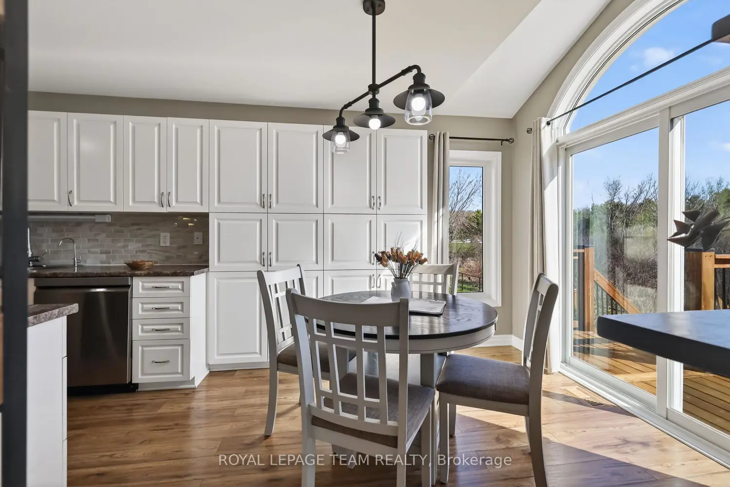 2265 Marble Crescent photo 4