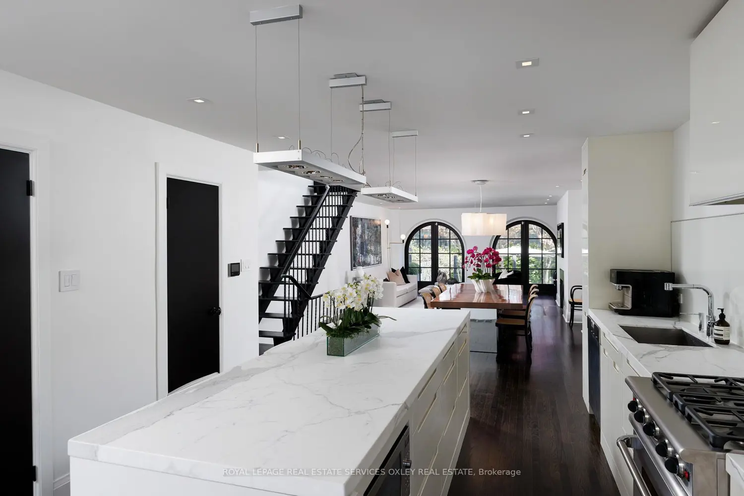 42 Rowanwood Avenue photo 4