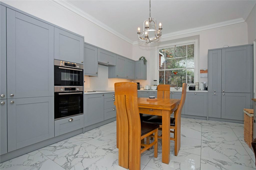 Additional image 2 of 3 bed flat for saleWindsor Terrace, Clifton, Bristol BS8