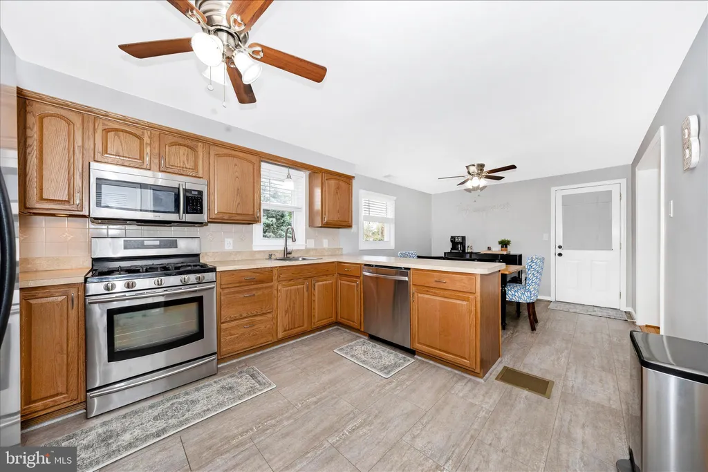 Additional image 12 of 98 Summers Drive, Middletown, MD 21769