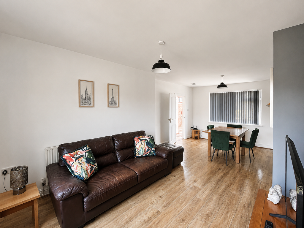 Additional image 8 of 3 bed property to rentTy Isaf Park Crescent, Newport NP11