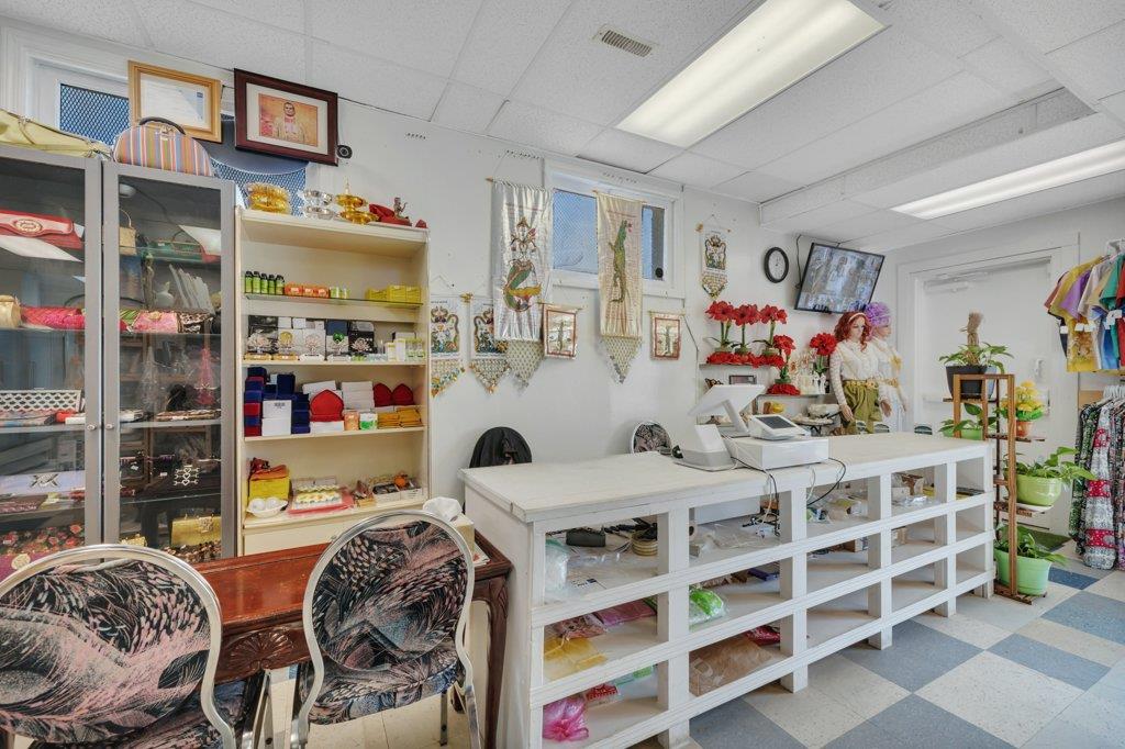 Additional image 5 of 12758 Fort Road, Edmonton, AB