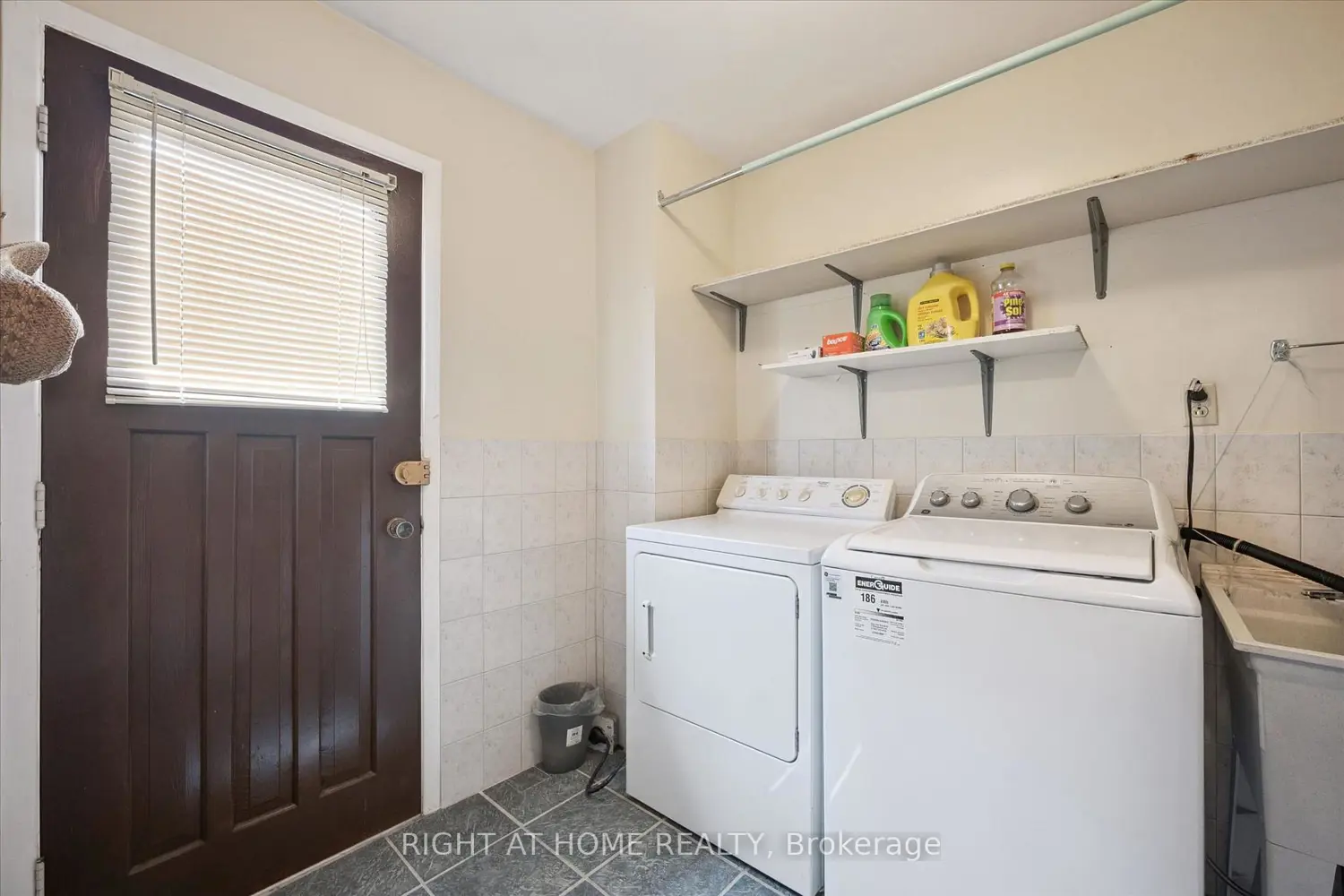 Additional image 14 of 37 Moffatt Avenue