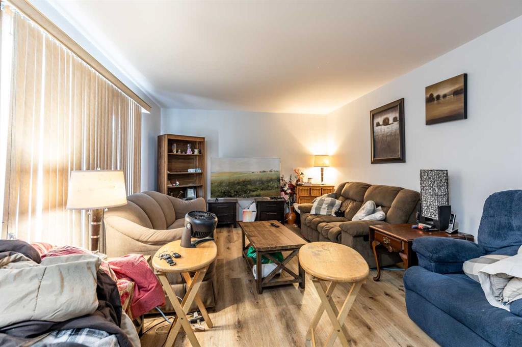 Additional image 8 of 1930 16 Avenue SE, Medicine Hat, AB, T1A 3T3