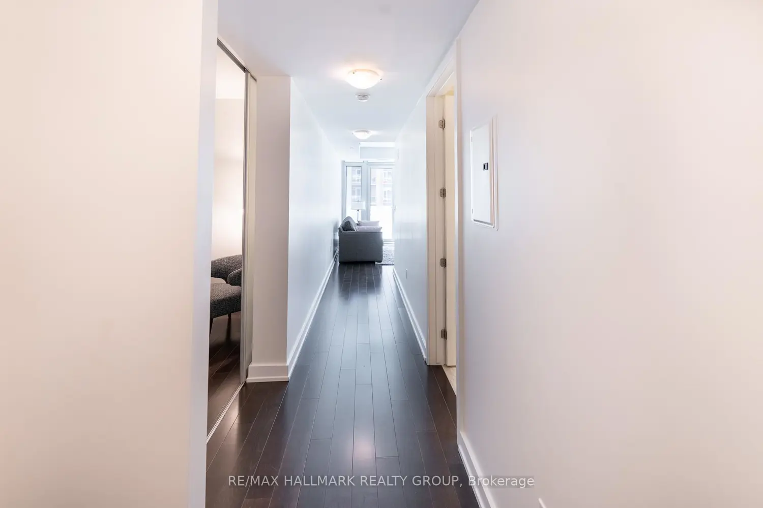 111 Champagne Avenue 502 photo 5