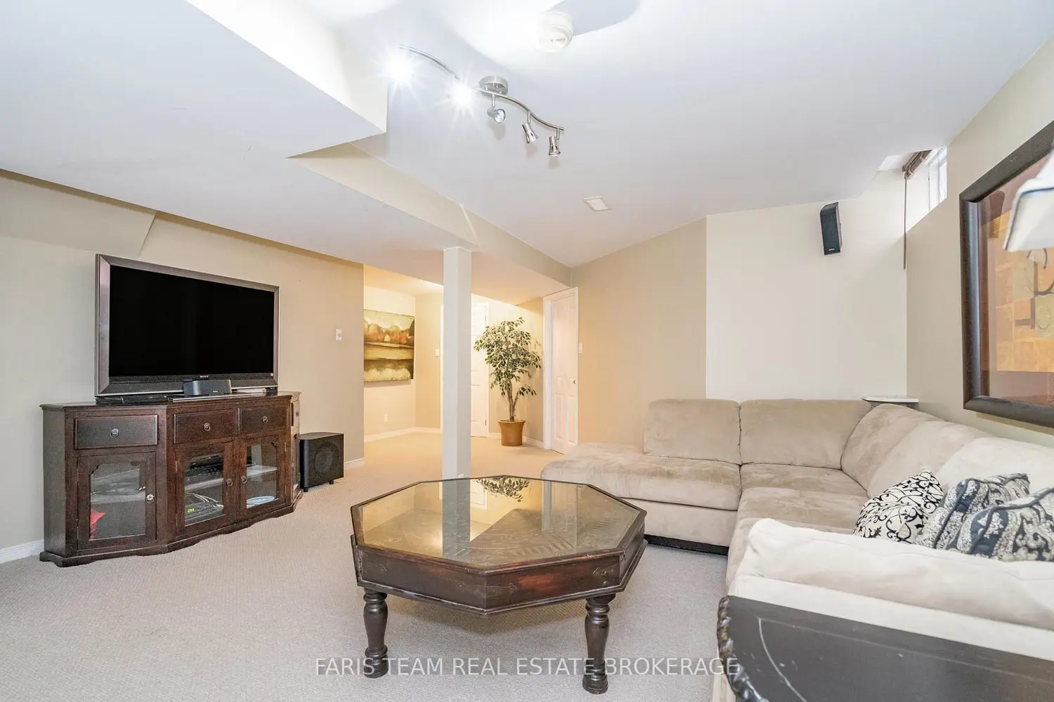 Additional image 16 of 31 Etherington Crescent