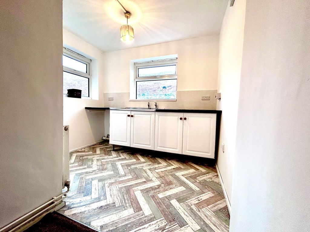 Additional image 3 of 2 bed flat to rent99B High Street, Ogmore Vale, Bridgend CF32
