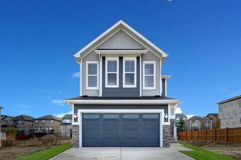Additional image 8 of 243 Silver Spruce Grove SW, Calgary, AB, T2X 5M2