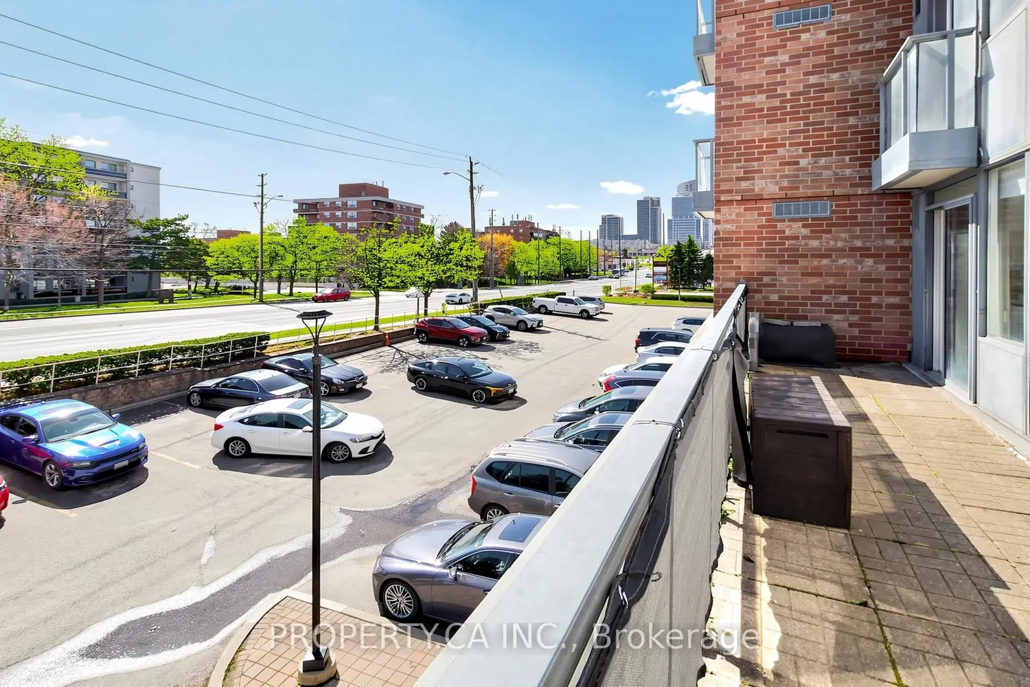 Additional image 15 of 7398 Yonge Street 107
