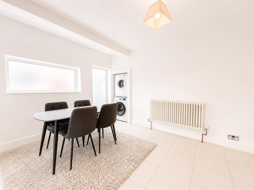 Additional image 6 of 4 bed detached house for saleWoodhouse Lane, Sale M33