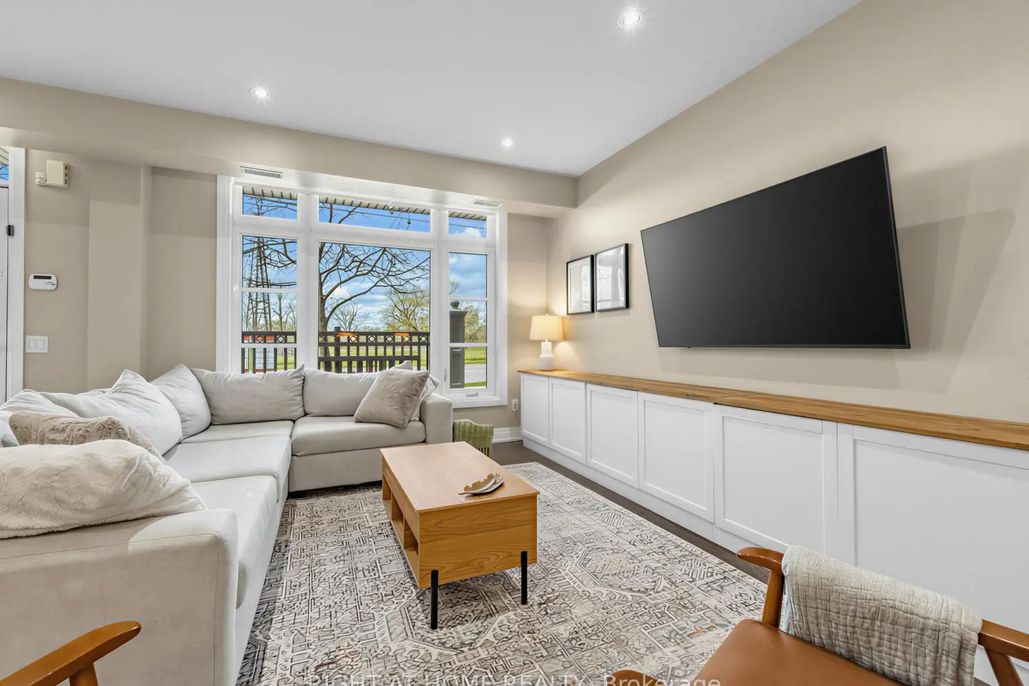 Additional image 7 of 8177 Kipling Avenue 61