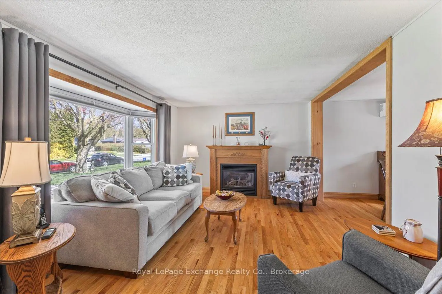 27 Inverlyn Crescent photo 4