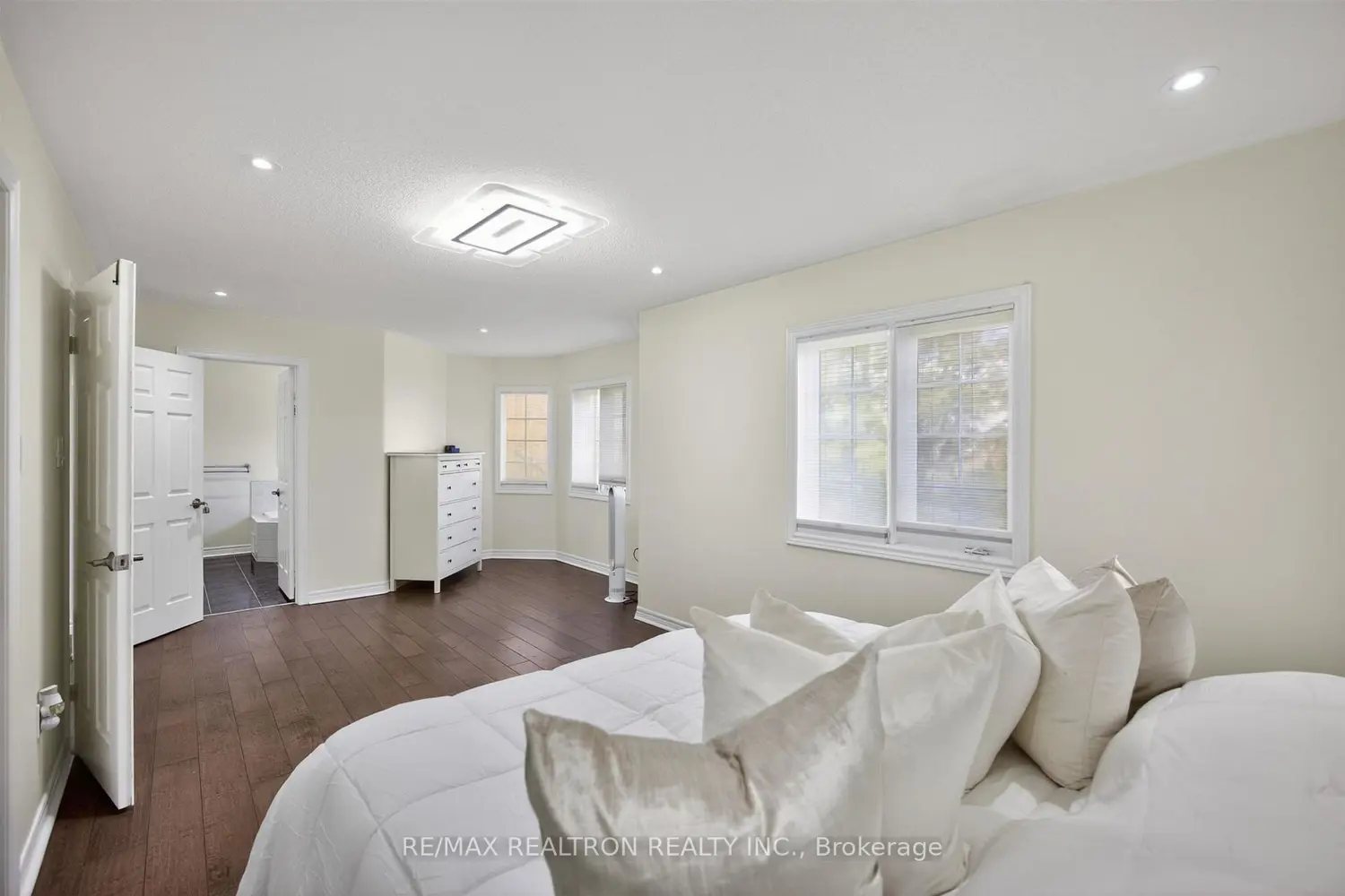 Additional image 9 of 5 Yvonne Place