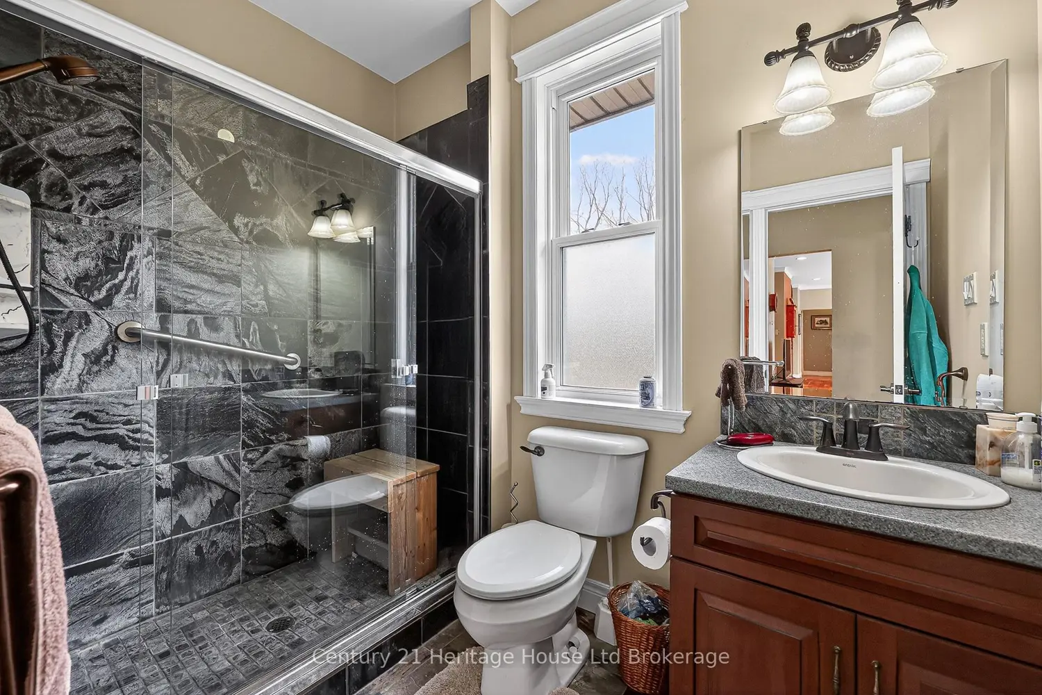 Additional image 10 of 15 Hampden Street