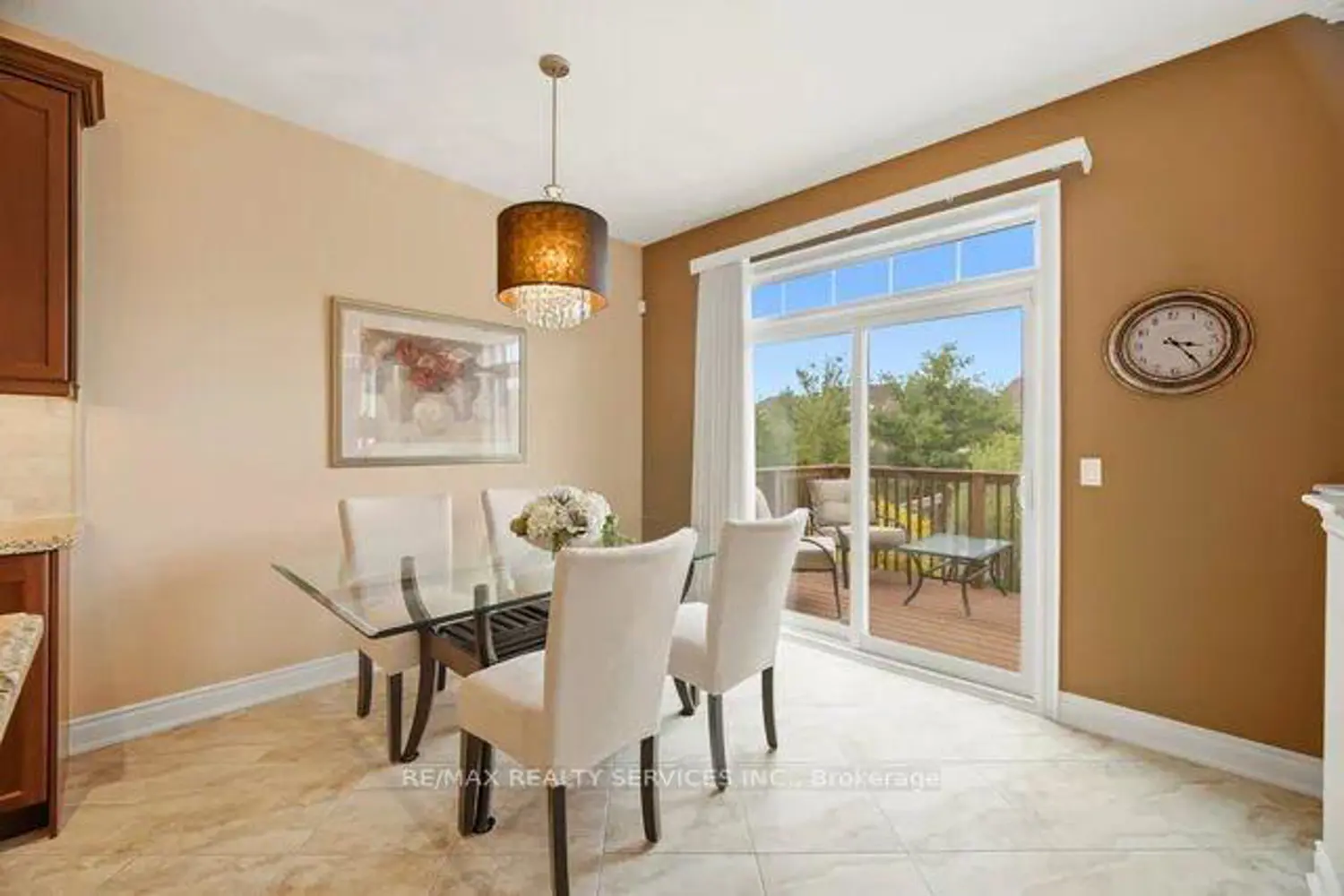 8 Kearny Avenue photo 4