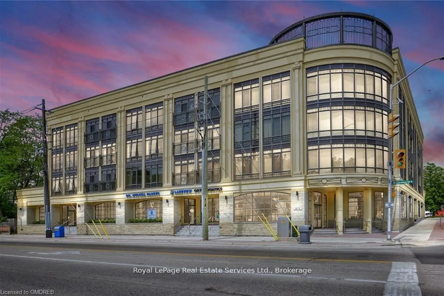 205 Lakeshore Road 407