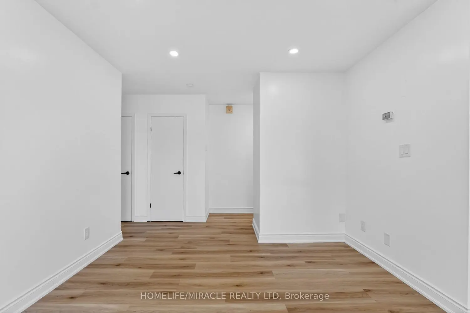 Additional image 7 of 456 Carlton Street 5