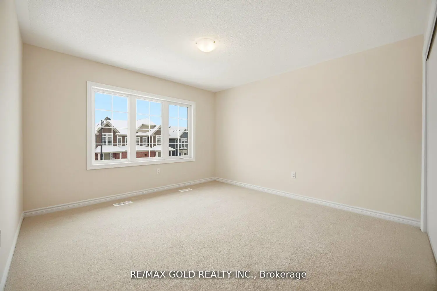 Additional image 9 of 139 Mcgill Avenue