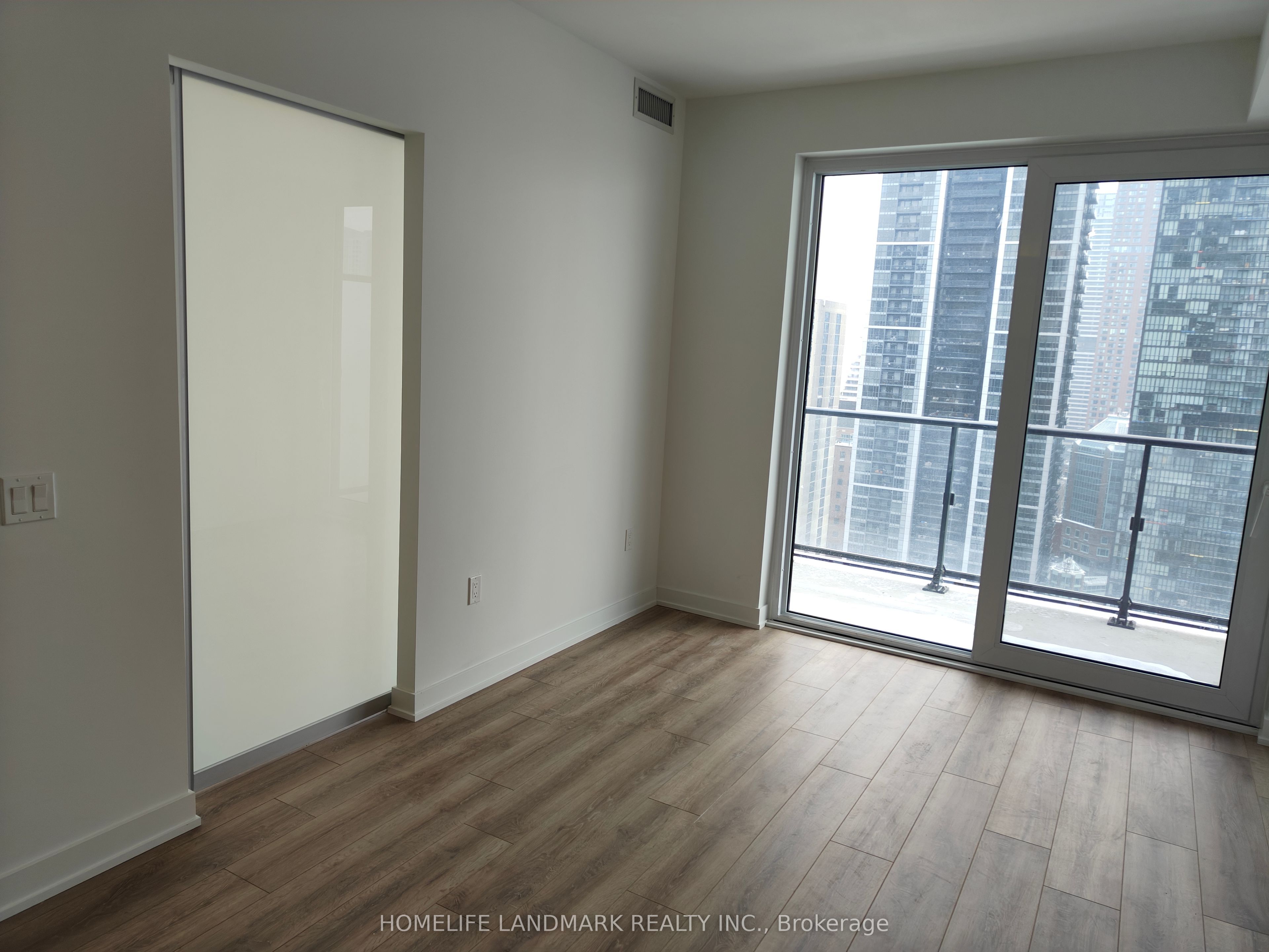 Additional image 4 of 2206-634 Church Street, Toronto, ON, M4Y 0G9