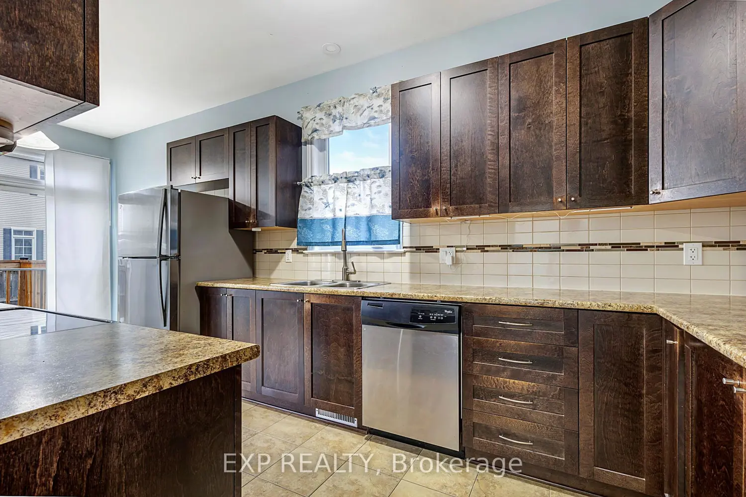 Additional image 11 of 635 Moorpark Avenue