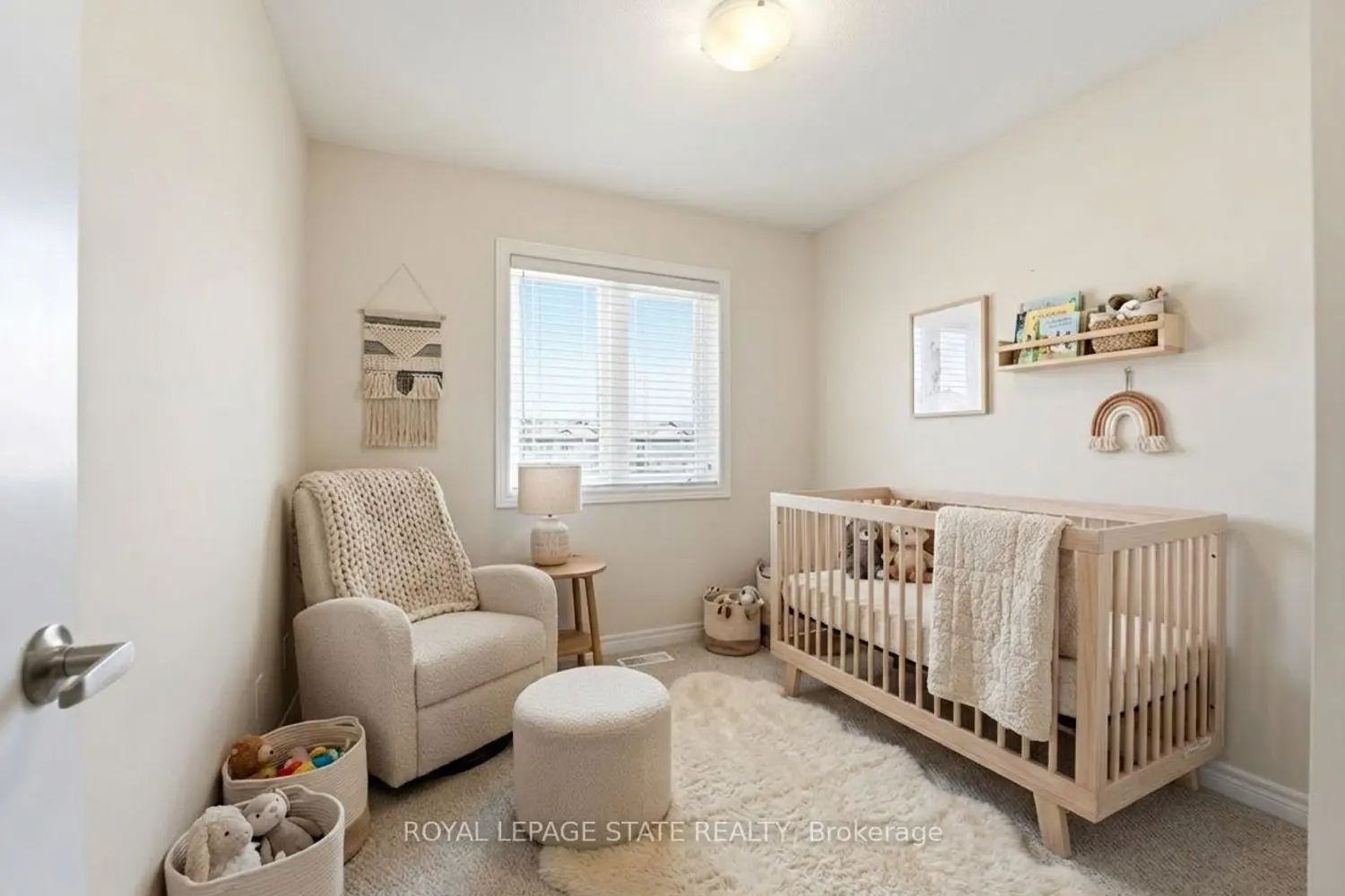 Additional image 13 of 77 Diana Avenue 160