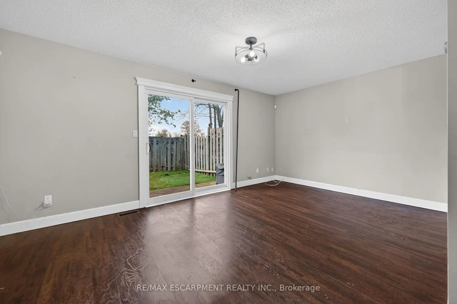 Additional image 8 of 149 St. Catherine Street 13