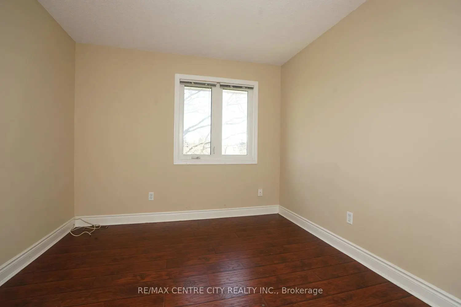 Additional image 17 of 1548 Richmond Street 31