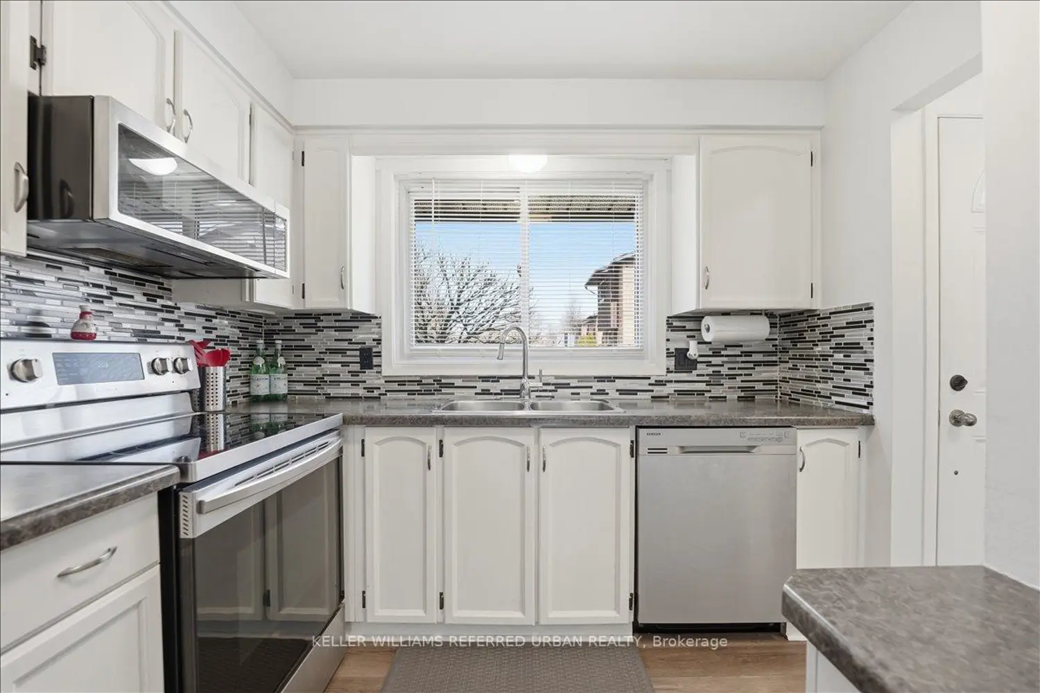 Additional image 6 of 151 Linwell Road 63