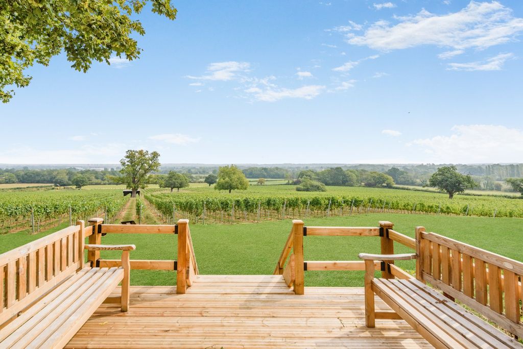 Additional image 11 of 6 bed equestrian for saleBurghfield Common, Reading, Berkshire RG7
