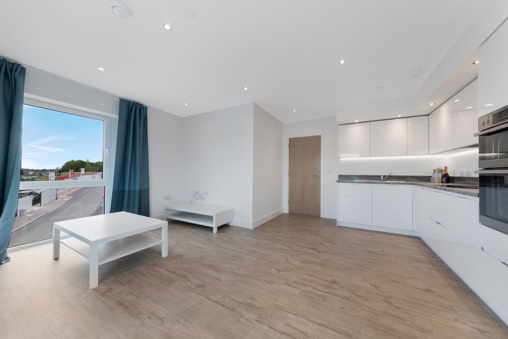 Additional image 3 of 1 bed flat to rentStirling Drive, Luton LU2