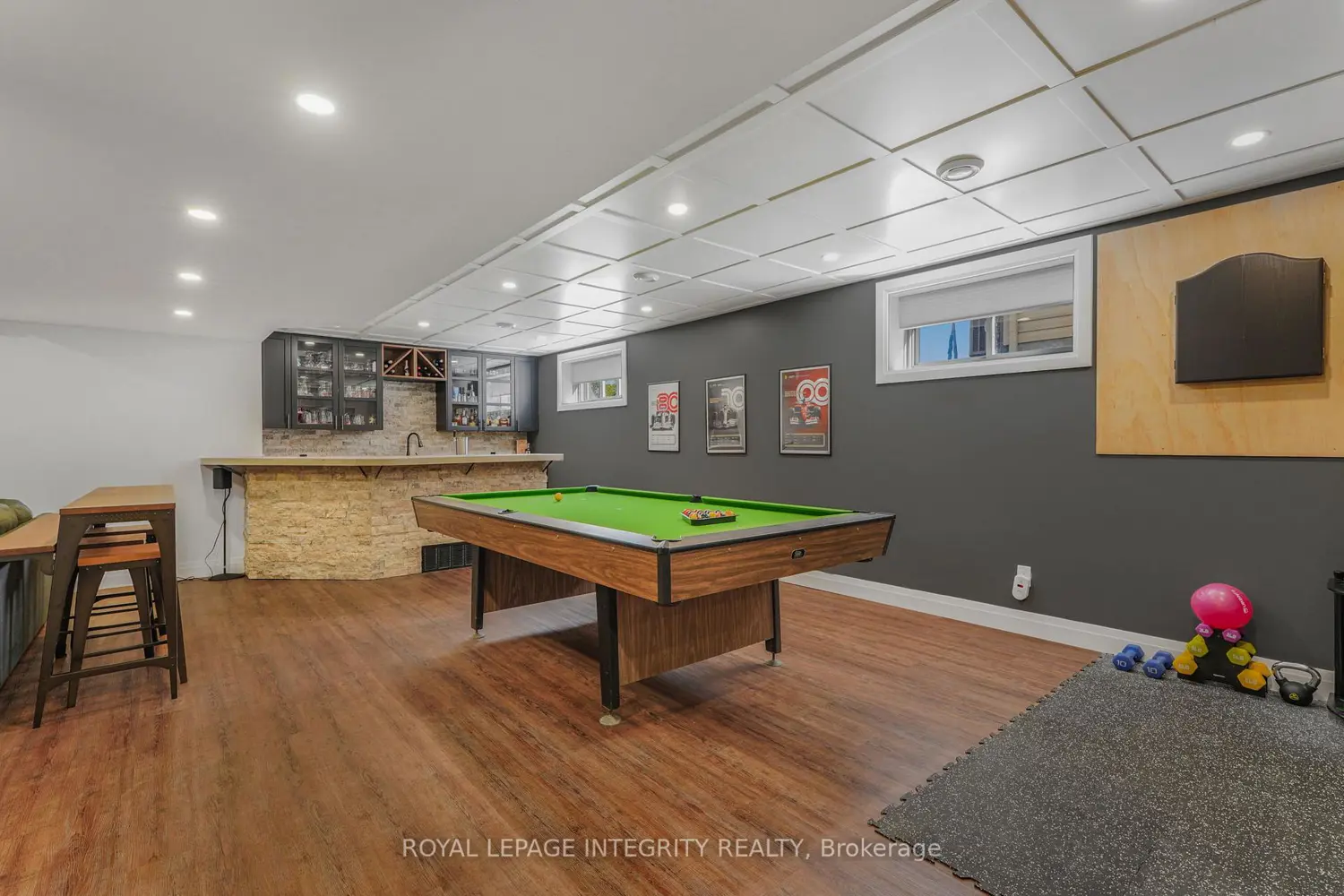 Additional image 15 of 400 Colmar Street