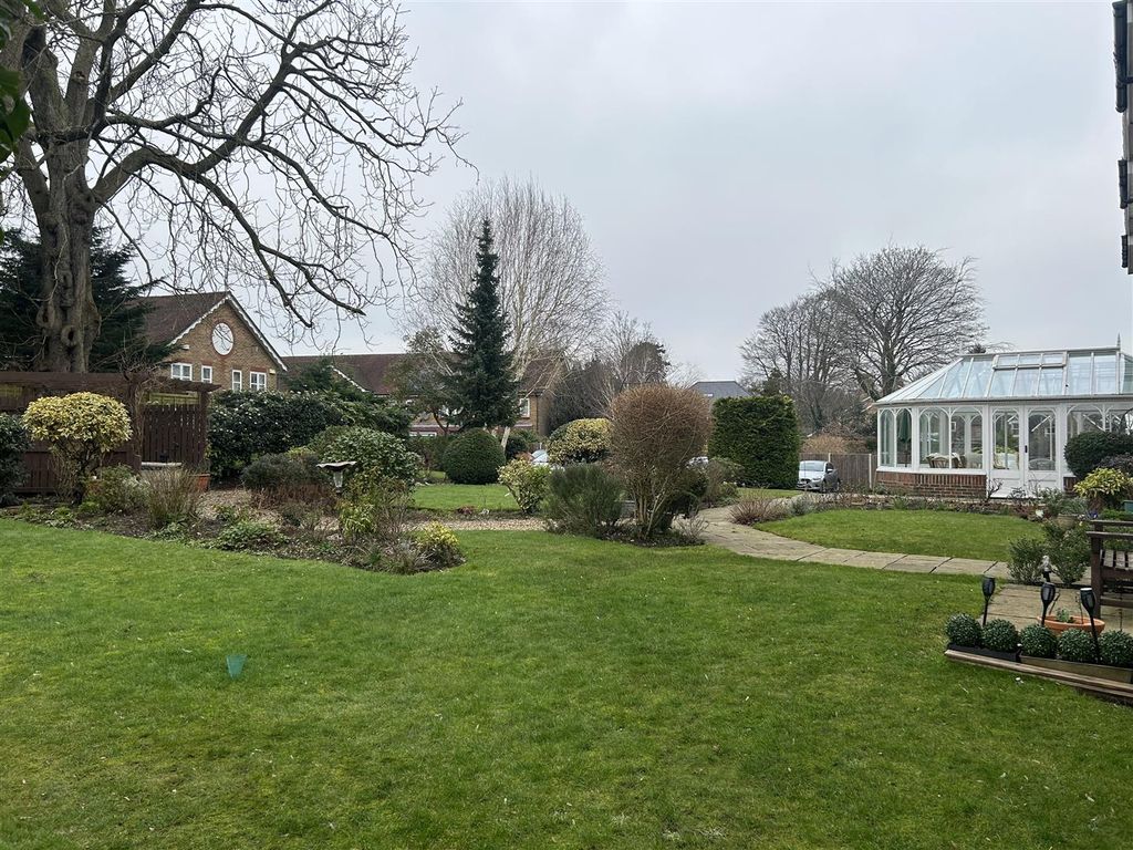 Additional image 12 of 1 bed flat for saleSt. Johns Road, Sevenoaks TN13