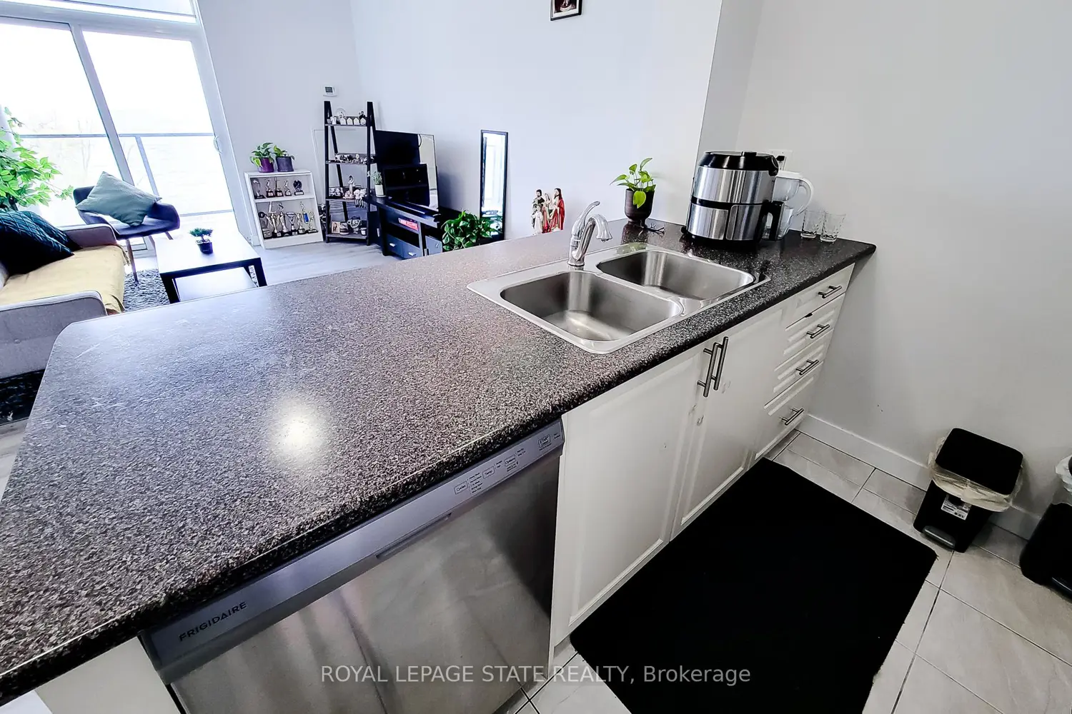 Additional image 14 of 125 Shoreview Place 628
