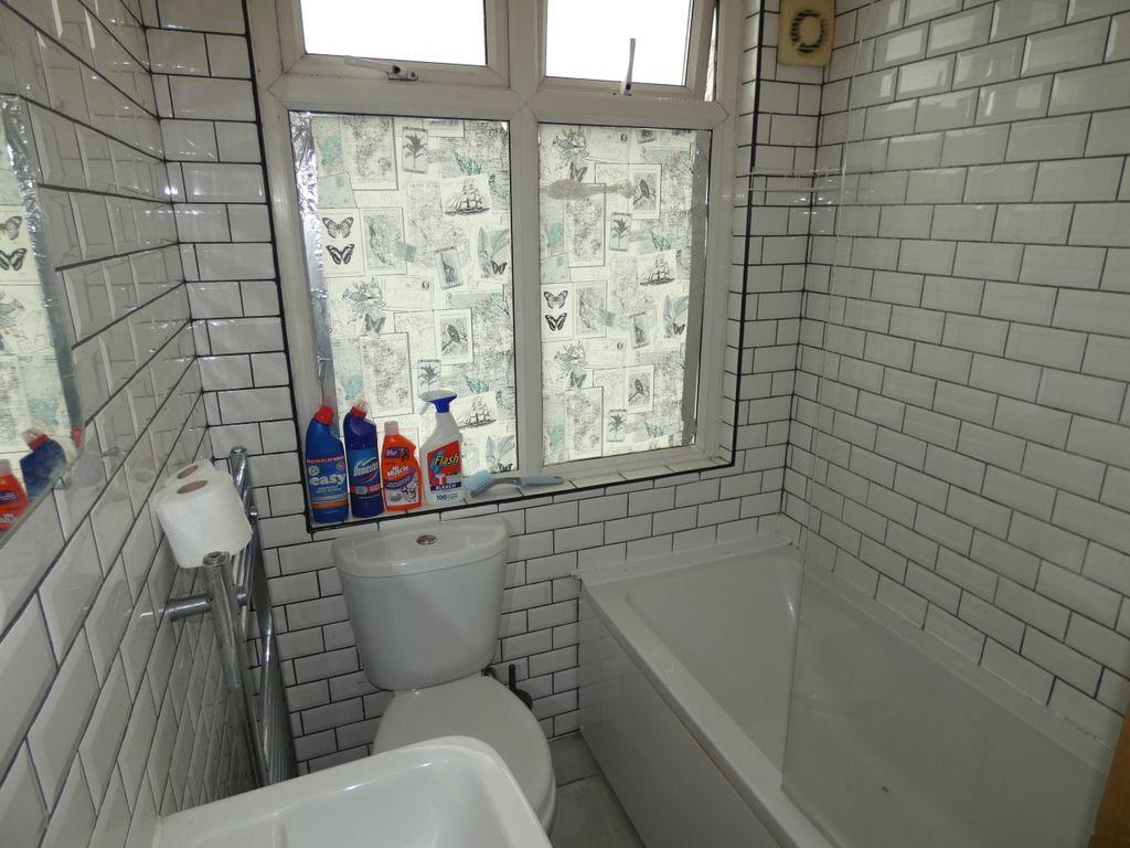 Additional image 5 of 5 bed semi-detached house to rentRunley Road, Luton LU1