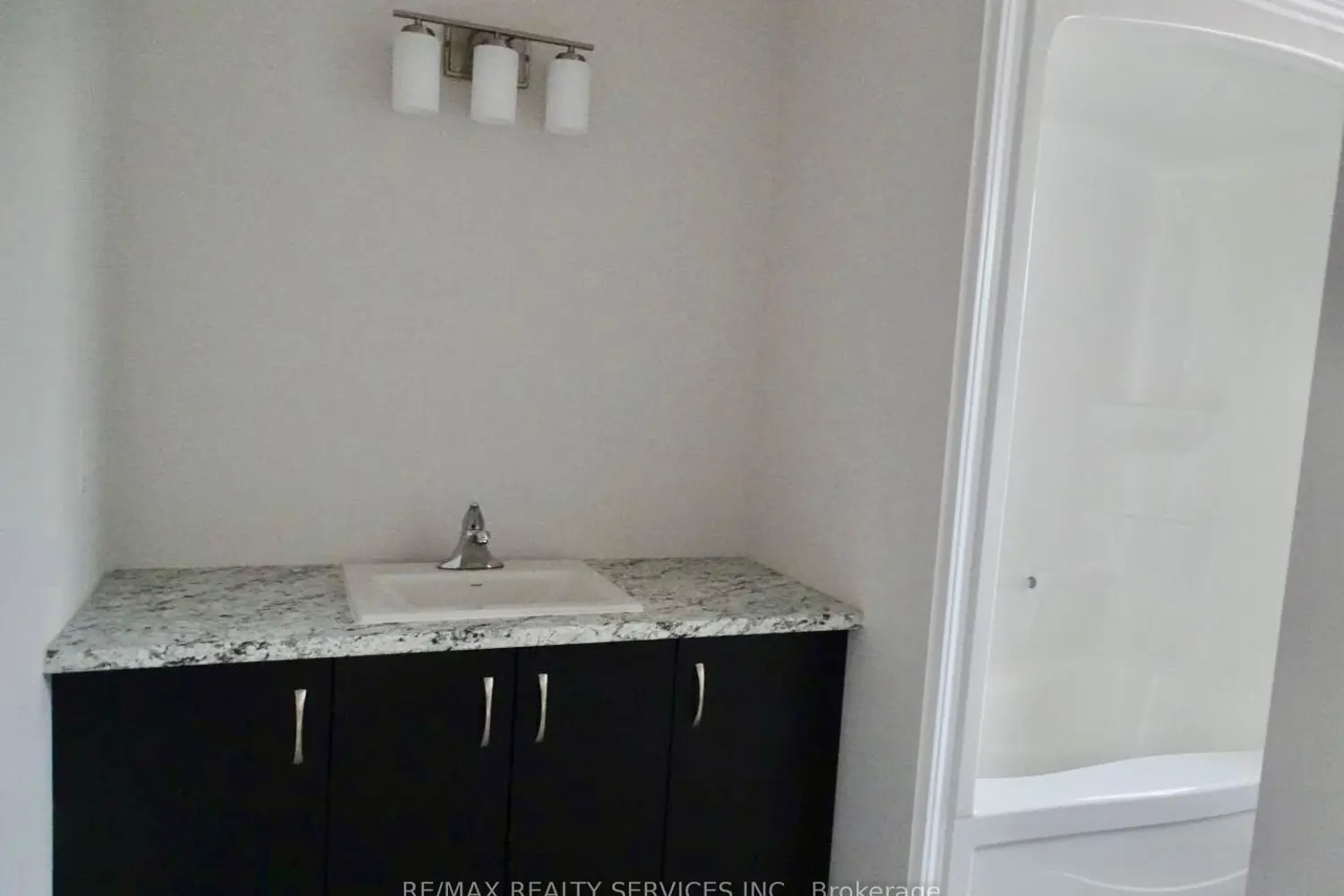 Additional image 16 of 204 Bethune Avenue