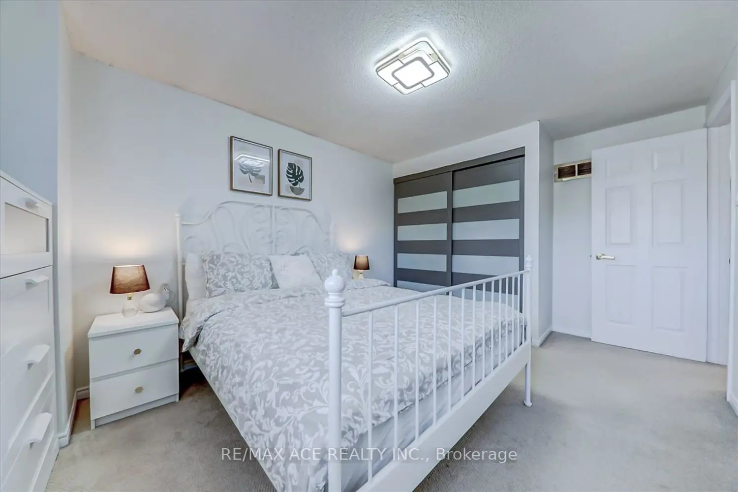 Additional image 9 of 3239 Valcourt Crescent