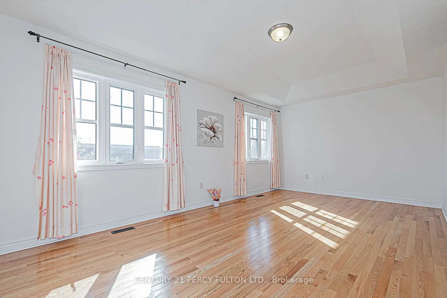 Additional image 10 of 23 Princess Diana Drive