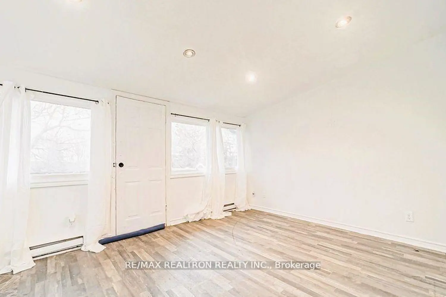 Additional image 16 of 16958 Bayview Avenue