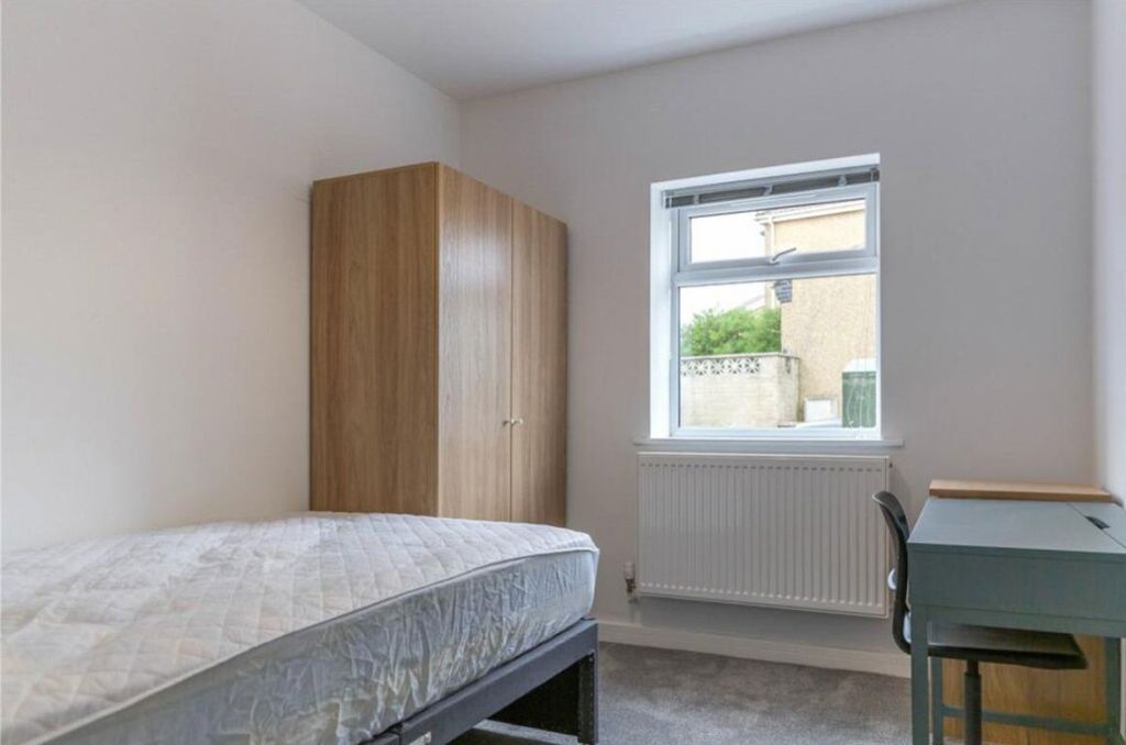 Additional image 16 of 6 bed property to rentStanley Avenue, Filton BS34