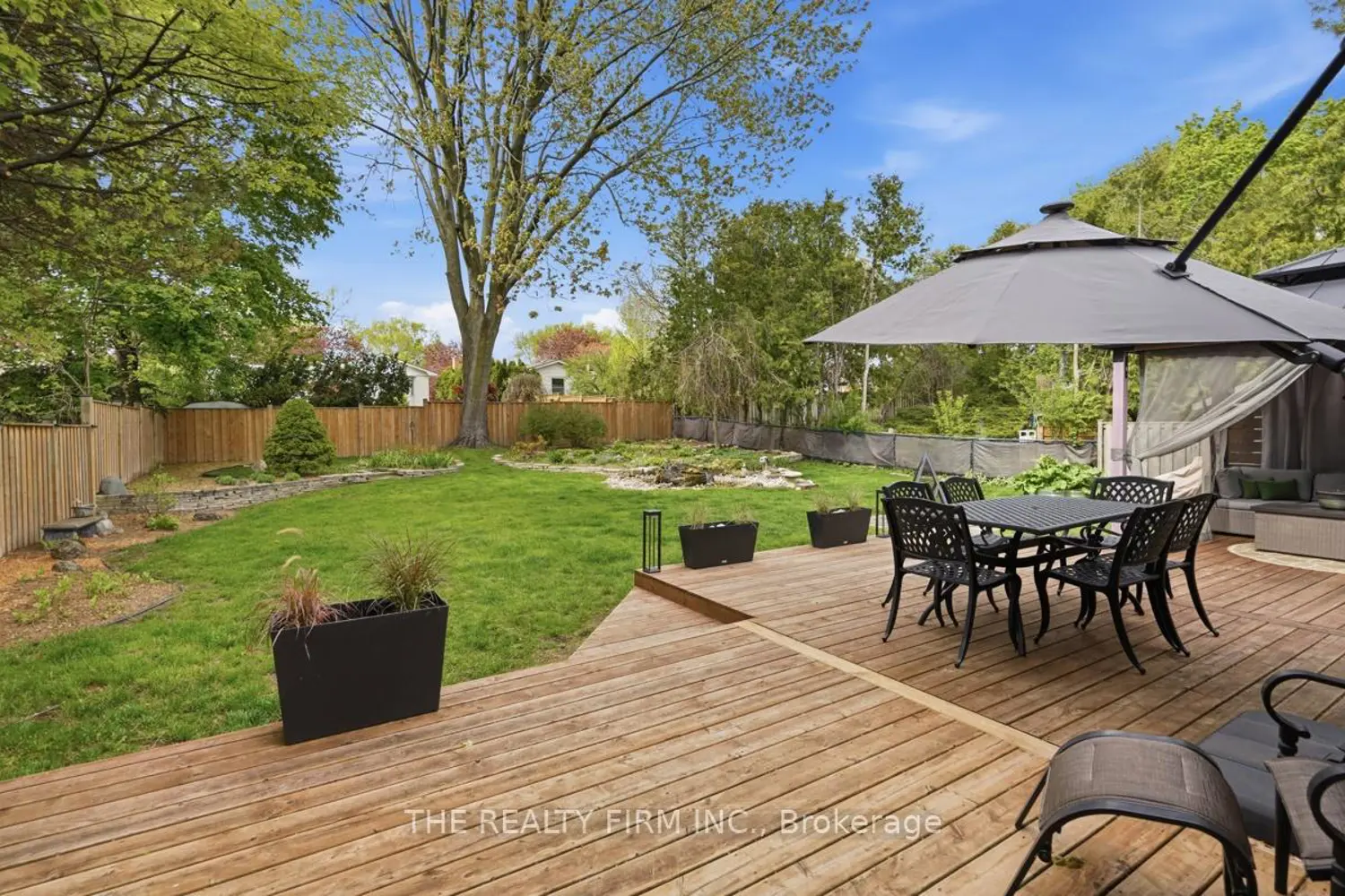 18 Mctaggart Crescent photo 5