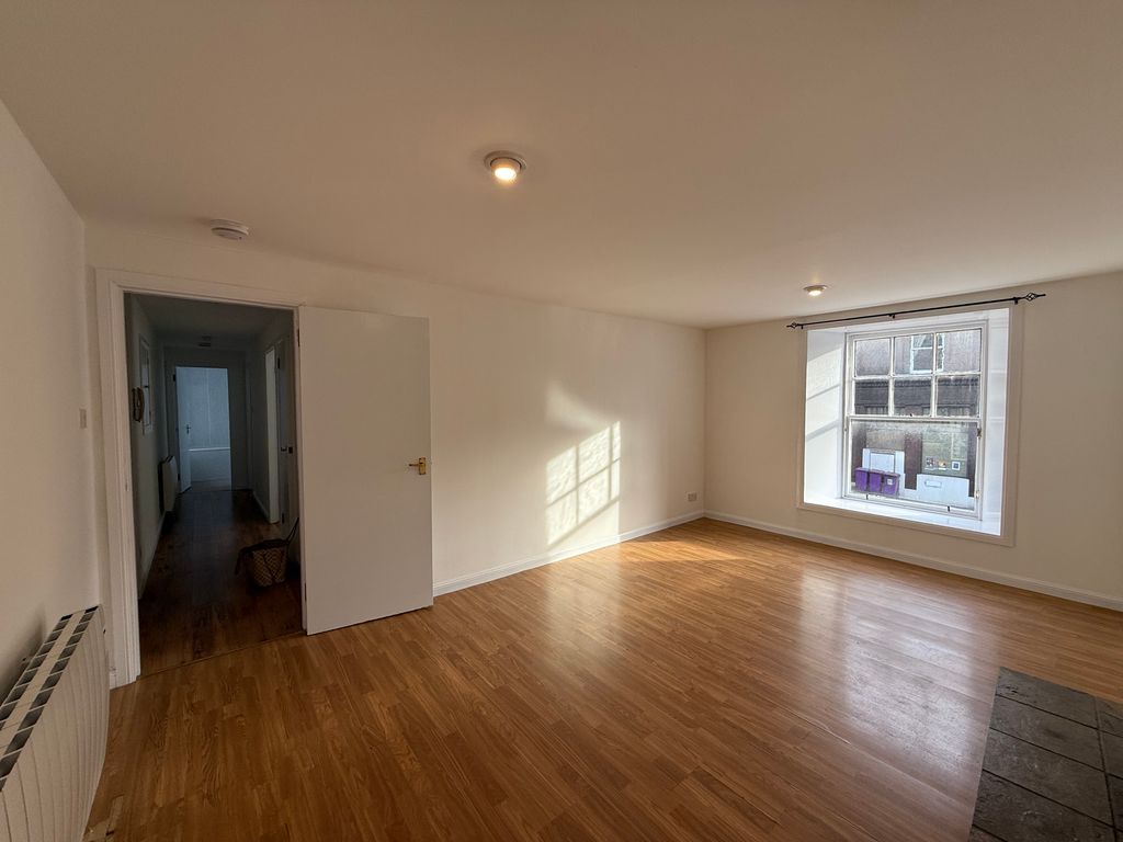 Additional image 4 of 2 bed flat to rentEast High Street, Forfar DD8