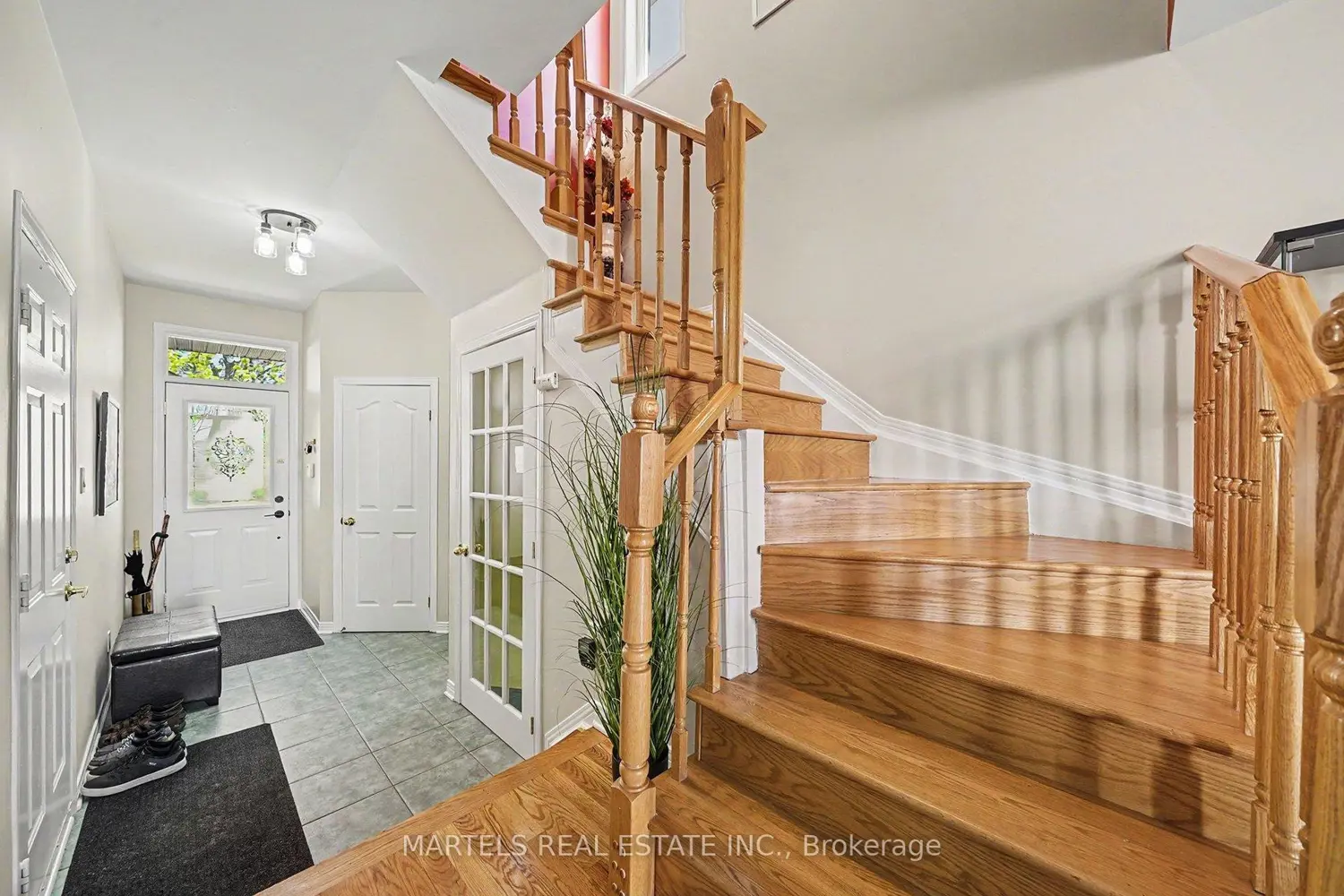 919 Markwick Crescent