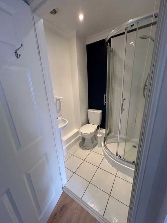 Additional image 5 of 1 bed flat to rentCastle Hill Lane, Mere, Warminster, Wiltshire BA12