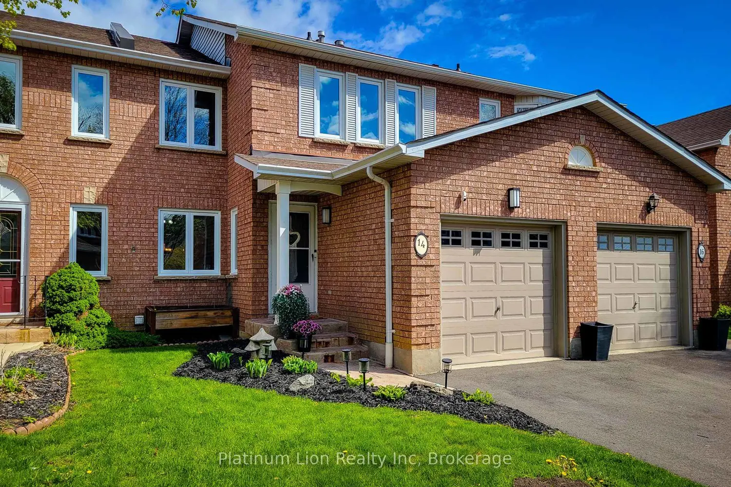 7 Davidson Boulevard 14