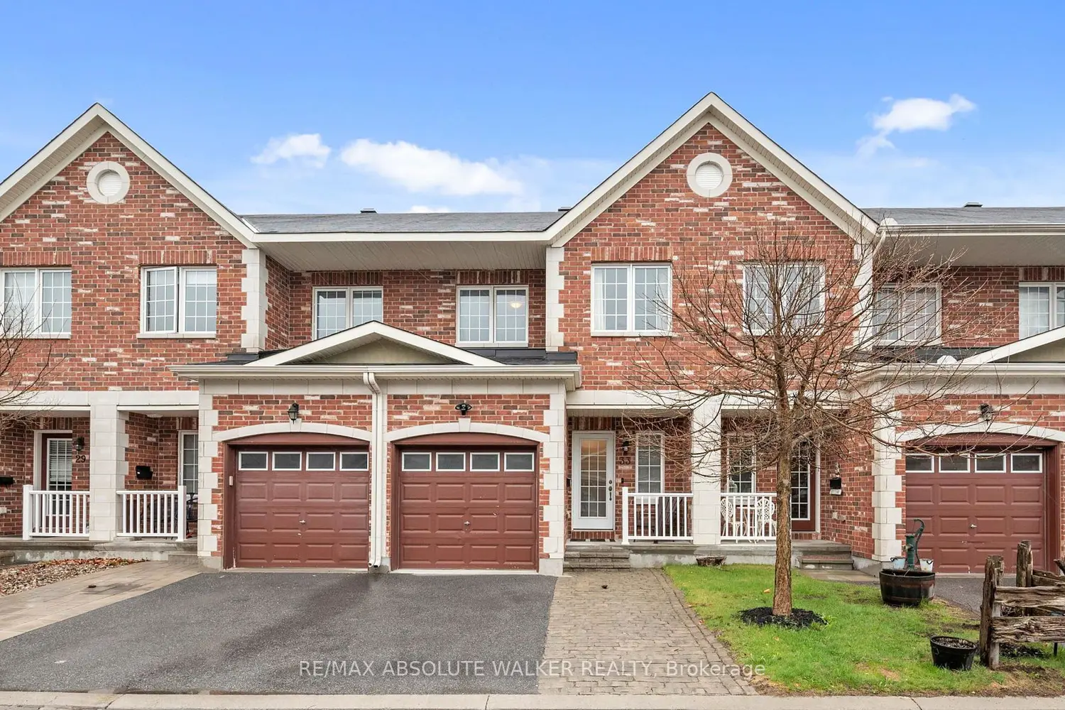 33 Dundalk Private