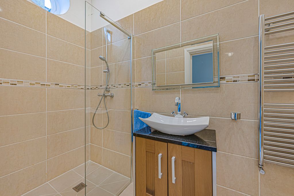 Additional image 16 of 3 bed flat for saleBeechfield Road, Alderley Edge, Cheshire SK9