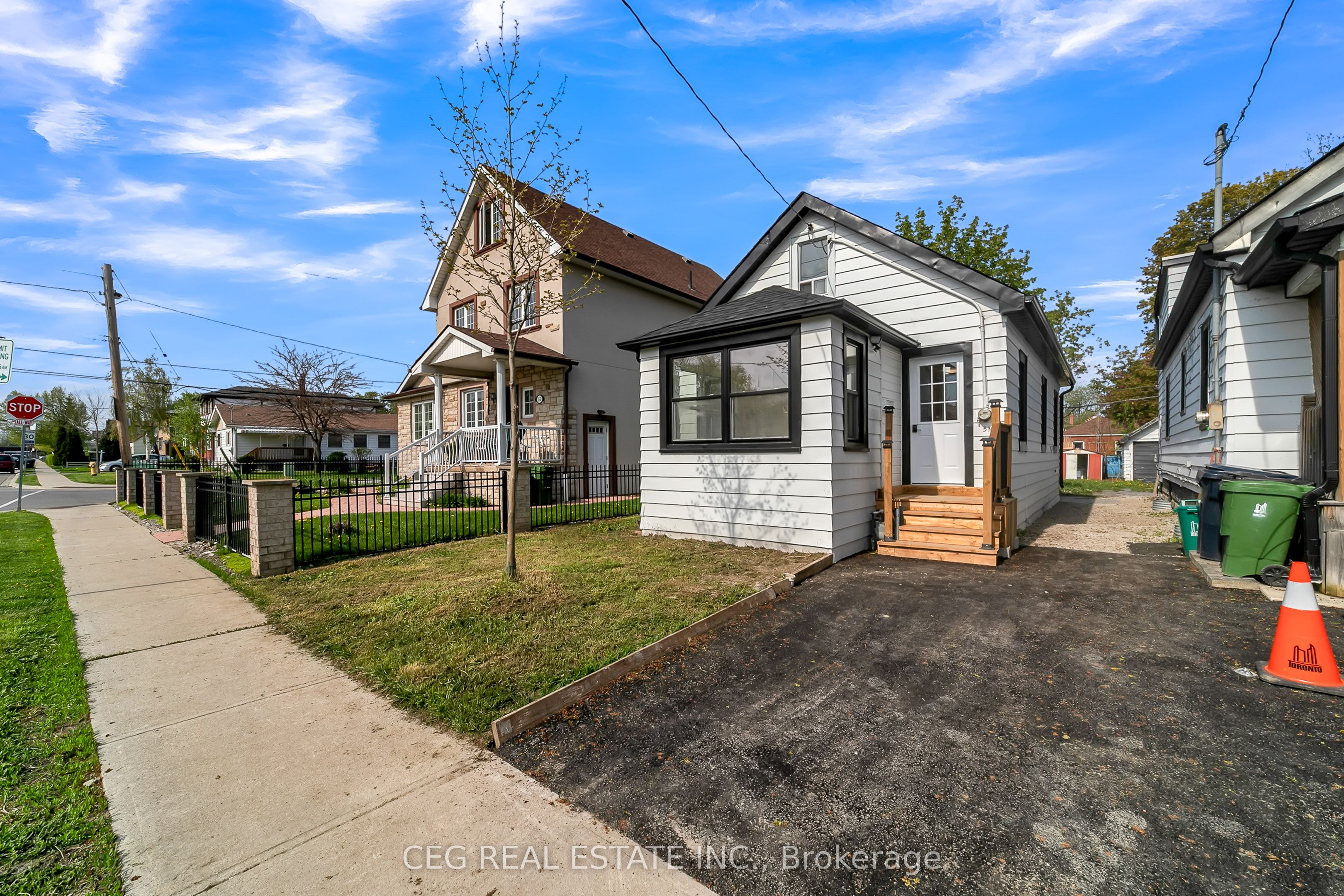 Additional image 4 of 53 Twenty Fourth Street N, Toronto, ON, M8V 3N3